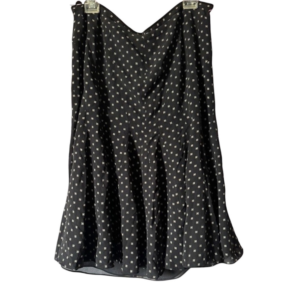 JONES NEW YORK women’s black and white geometric patterned silk skirt